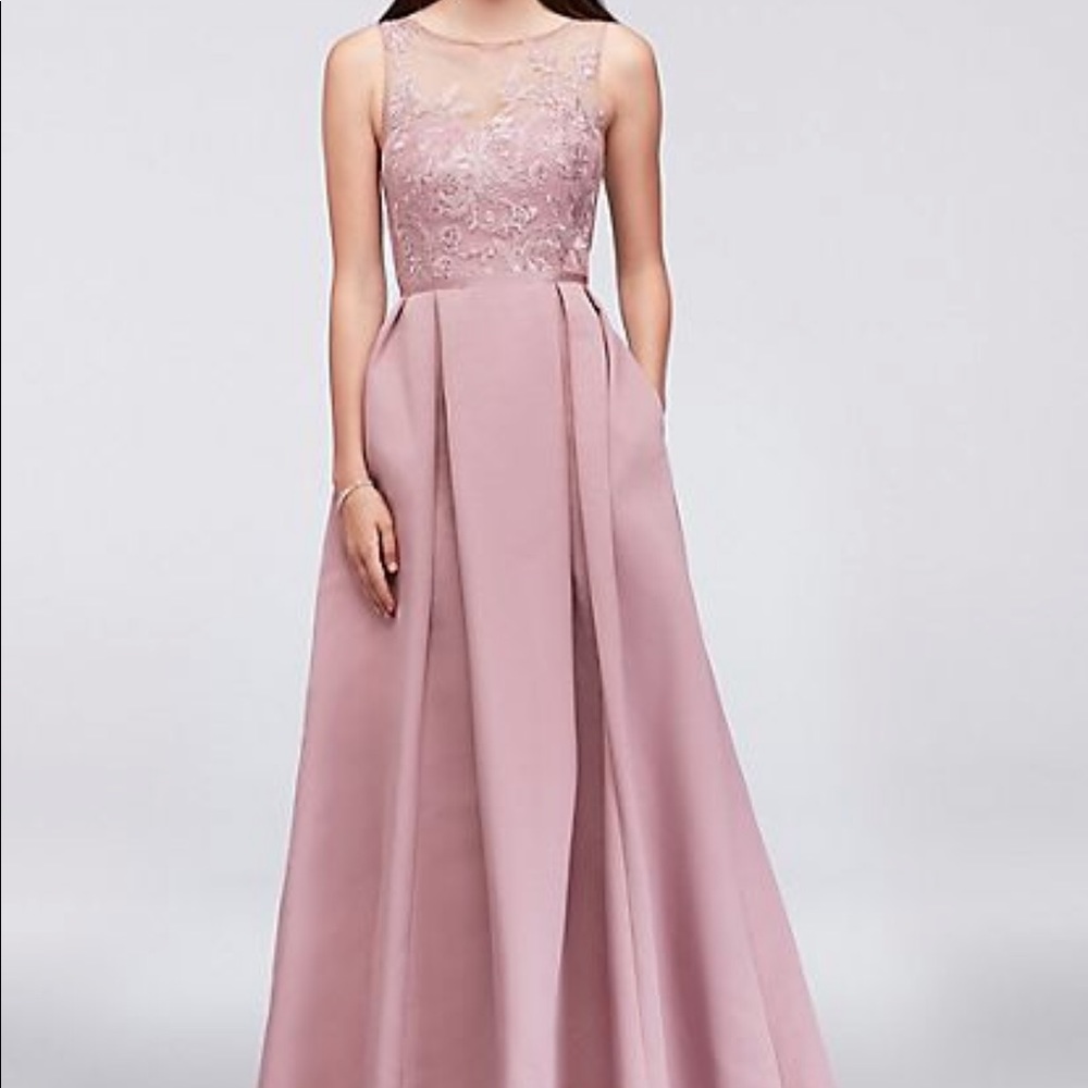 ONLY WORN ONCE // Oleg Cassini formal gown